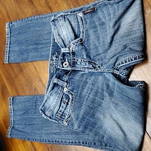 Silver Jeans Suki Capri 26x25